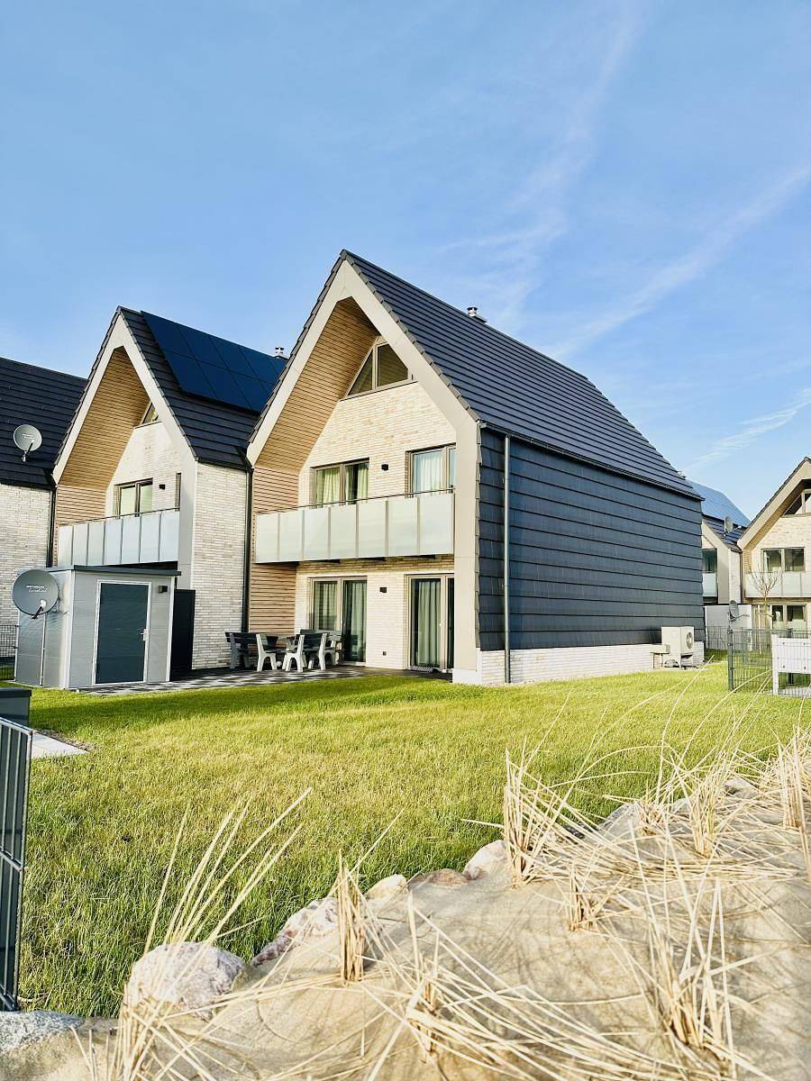 Kleine Freiheit- Nordseenähe, Terrasse mit eingezäuntem Garten & Parkplatz in Büsum, Dithmarschen
