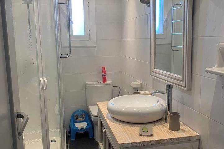 Haus Mit Schwimmbad In Katalonien in Aramunt, Conca de Dalt