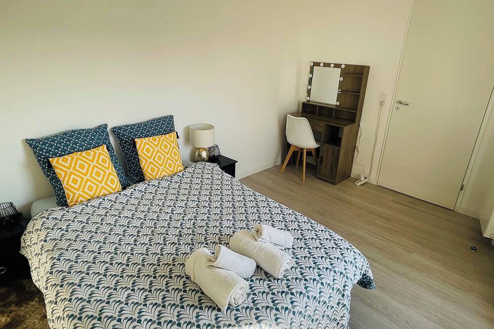 Apartamento entero, Luxury apartment 15 minutes from Paris & La Défense in Bois-Colombes, Altos del Sena
