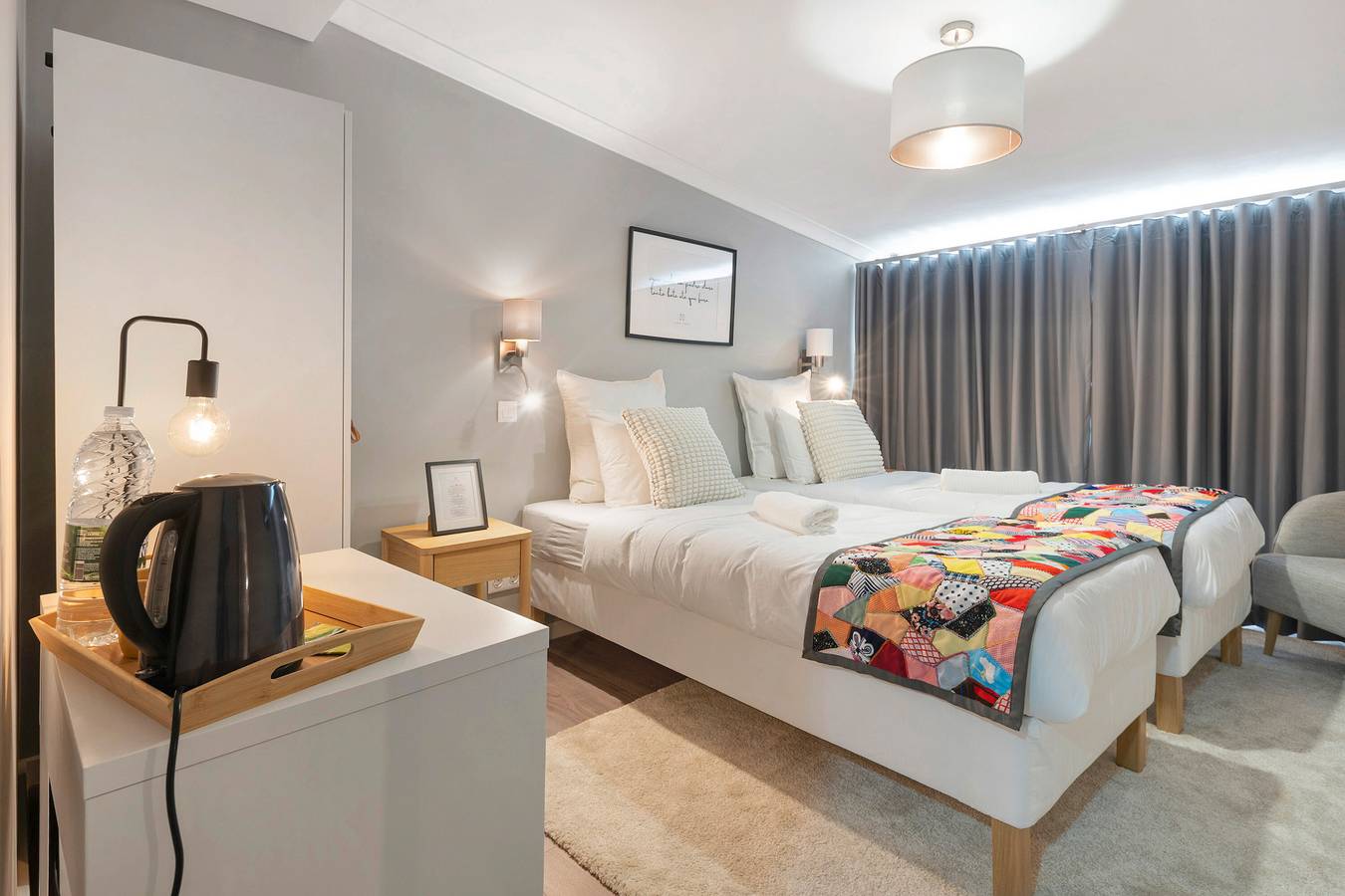 Quarto 'Suite Dupla - Navegador' com Terraço Partilhado e Wi-Fi in Angra do Heroísmo, Terceira