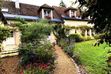 Gîte pour 8 personnes, avec jardin à Souvigny-de-Touraine