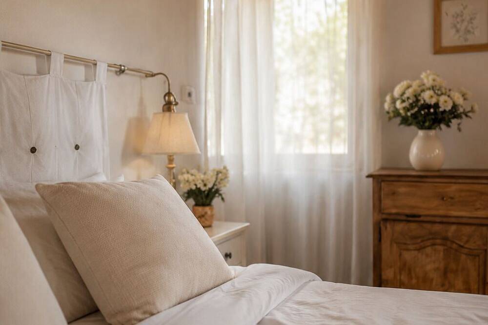 Appartement entier, Le Mas d'Eylieux - Côté Source - Charme et Vue en sud Ardèche in Saint-Montan, Privas (arrondissement)