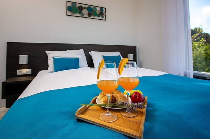 Villa für 10 Personen, mit Garten und Terrasse auf Rab - 4