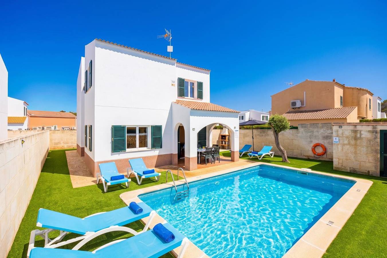 Villa La Luna in Cala Blanes, Ciutadella