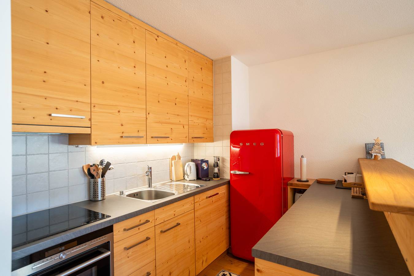 Entire apartment, Hameau D004 - Appartement 2.0 room(s) in Les Masses, Vex