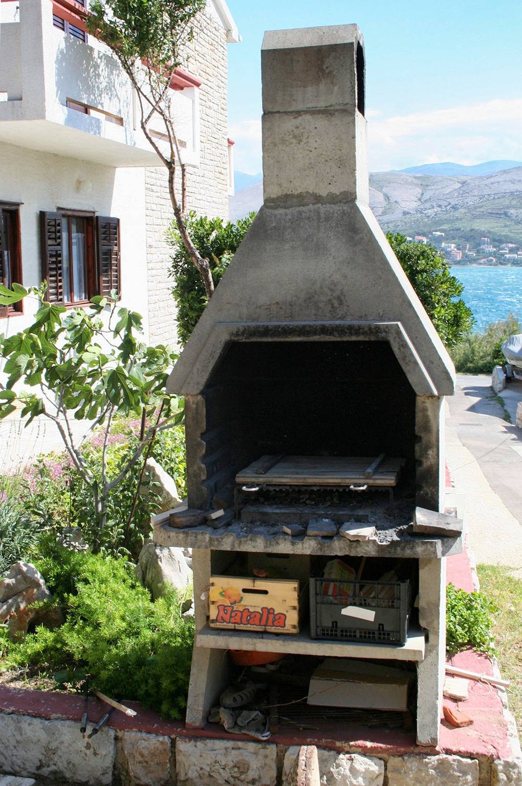 Entire apartment, Two bedroom apartment with terrace and sea view Pag A-532-b in Pag Town, Pag Island