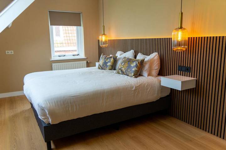 Bed and Breakfast für 2 Personen, mit Terrasse und Pool sowie Ausblick in Vrouwenpolder