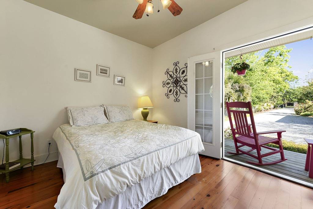 Urige Hütte, zu Fuß zum Strand und Altstadt Bay St. Louis in Bay St. Louis, Mississippi Gulf Coast