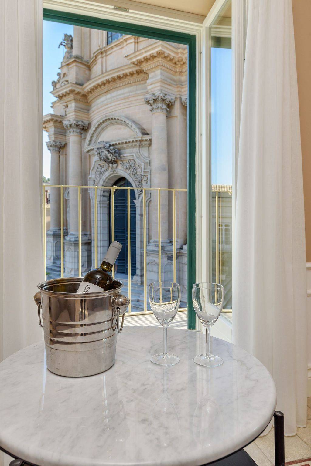 Apartamento entero, Großes Appartement in Ragusa mit Kleinem Balkon in Ragusa (Sicilia), Provincia de Ragusa