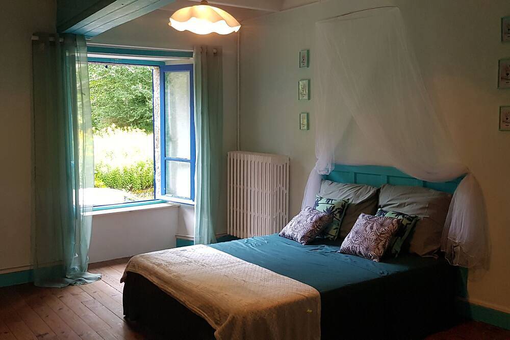 Le Moulin D'Airou in Villedieu-les-Poêles, Côte de la Déroute