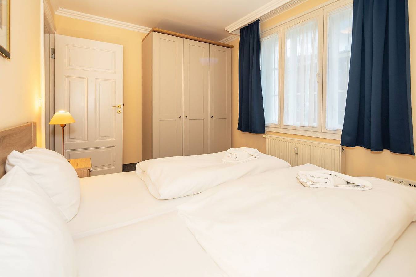 Appartement entier, Ferienwohnung in bester Strandlage mit kleiner Terrasse und Blick zum Schloonsee in Bansin, Heringsdorf