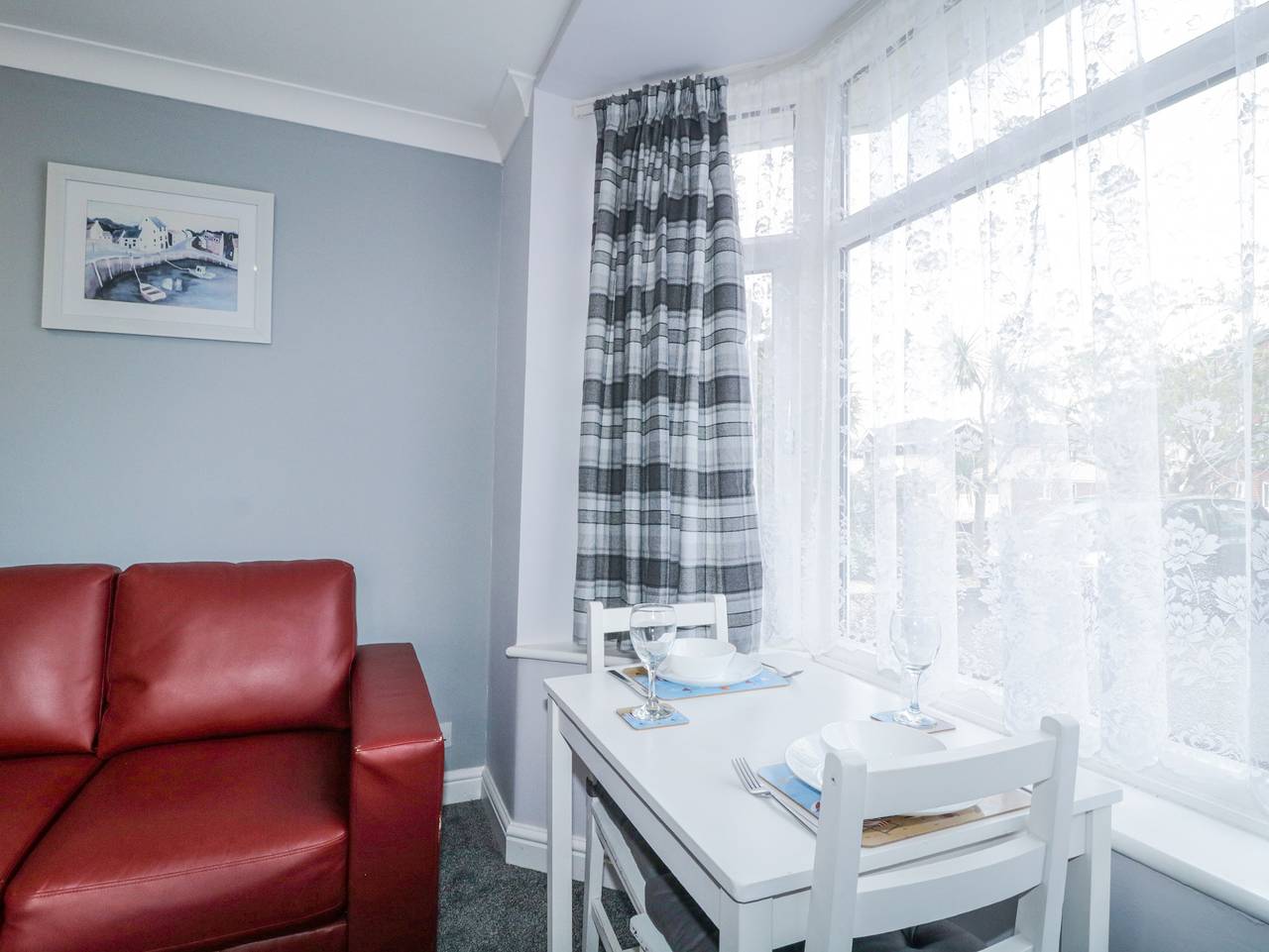 Flat 1A, Big Tree Holiday Flats in Paignton, Torbay