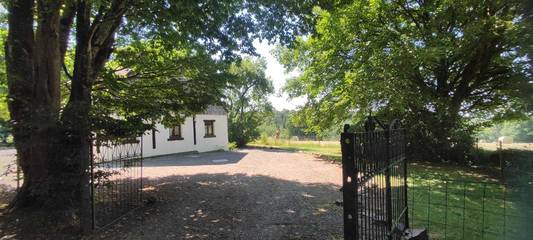 Gîte for 9 Guests in Brognon, Grand Est, Picture 1