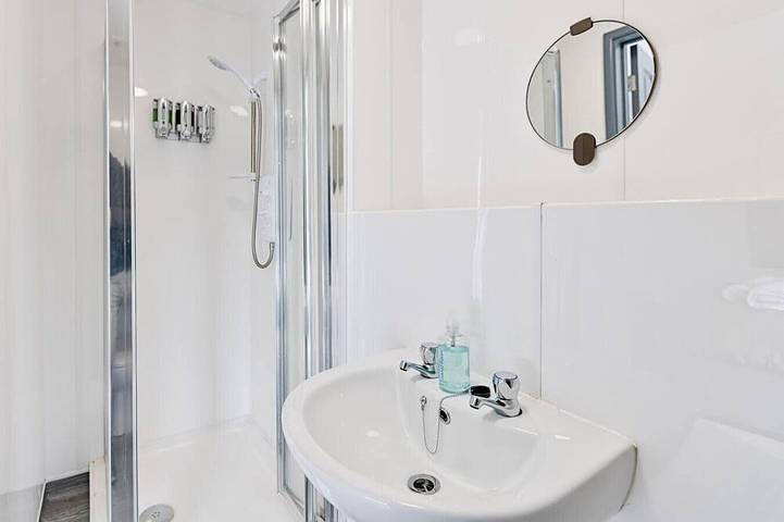Ganze Wohnung, Private En-Suite • Tv • Fridge • Microwave in Swansea, Swansea und Umgebung