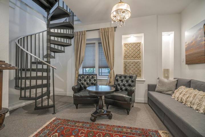 Maison d’hôte pour 2 personnes, avec jacuzzi ainsi que piscine et jardin dans Texas - 3