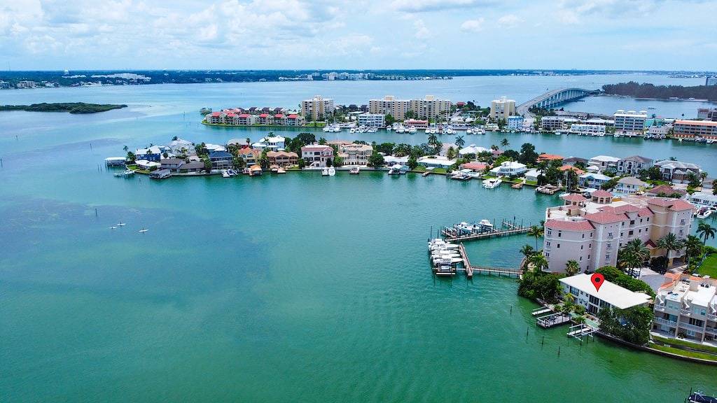 Ganze Wohnung, Front-Row Waterfront Escape – 1Br Condo on Clearwater Beach in Clearwater Beach, Clearwater