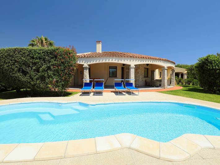 Location de vacances pour 6 personnes à Muravera