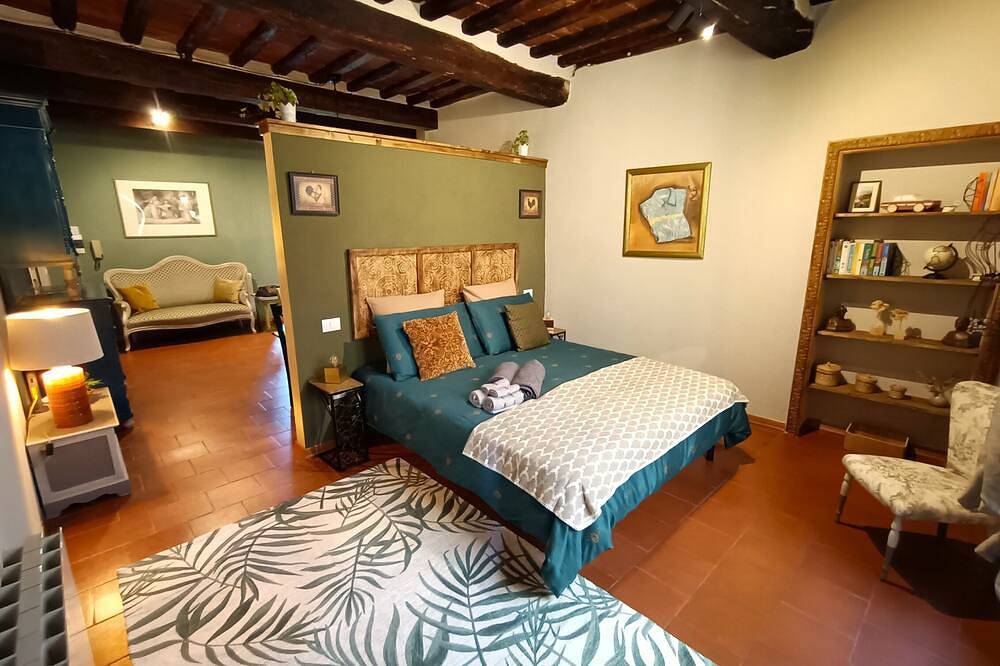Apartamento entero, Fabulous cosy and stylish flat in Piazza in Umbertide, Valtiberina