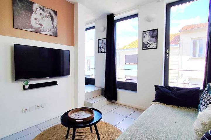 Ganze Wohnung, Le Jungle Duplex: Design & Comfort in Bègles in Bègles, Bordeaux und Umgebung