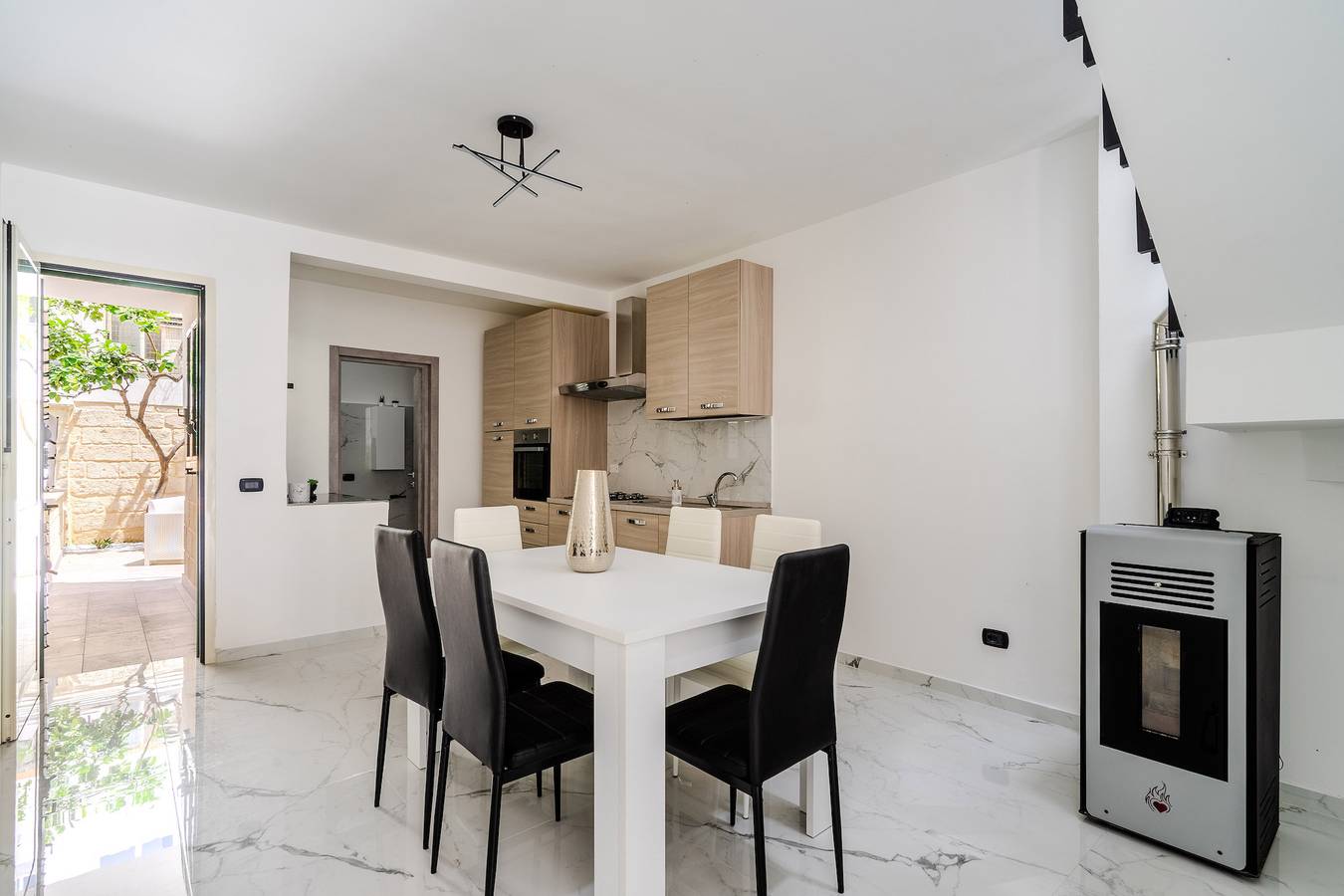 Gästehaus für 7 Personen mit Balkon in Porto Cesareo, Golf von Tarent