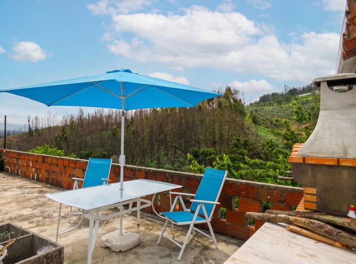 Charming house in Miranda do Corvo + Spacious terrace in Coimbra, Coimbra District