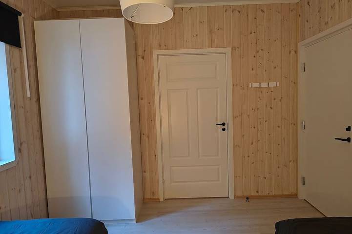 Spacious villa in Kristinehamns Skärgård, Sleeps 6, 2,5 baths.  Close 2 beach. in Kristinehamn, Vänern