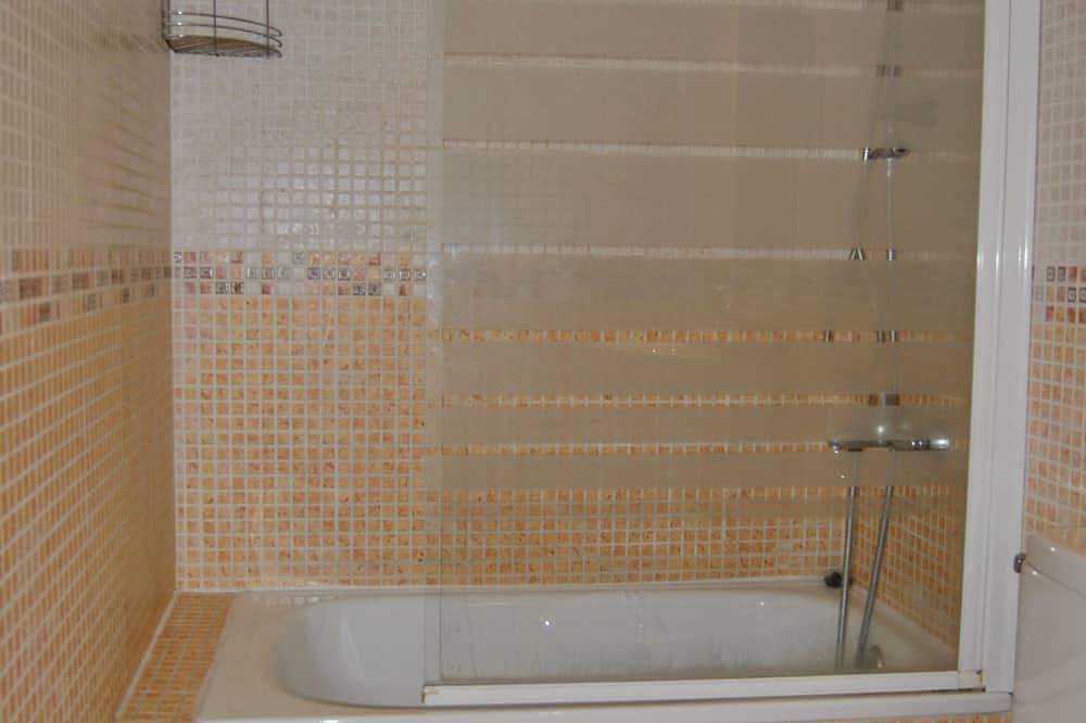 Apartamento entero, Apartamento 3 Dormitorios Rural Luxury 6 personas en plena sierra de Guadarrama in Collado Mediano, Provincia de Madrid