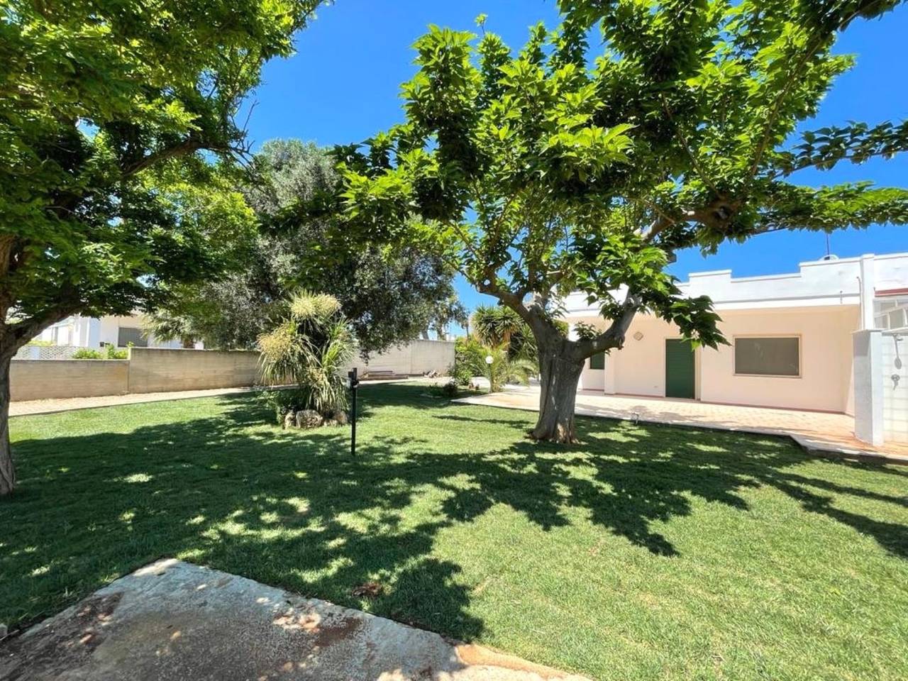 Villa Nettuno in Pantanagianni, Torre Santa Sabina