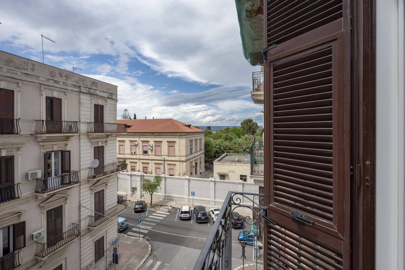 Appartement entier, Guesthost - Grey Queen in Taranto, Golfe de Tarente