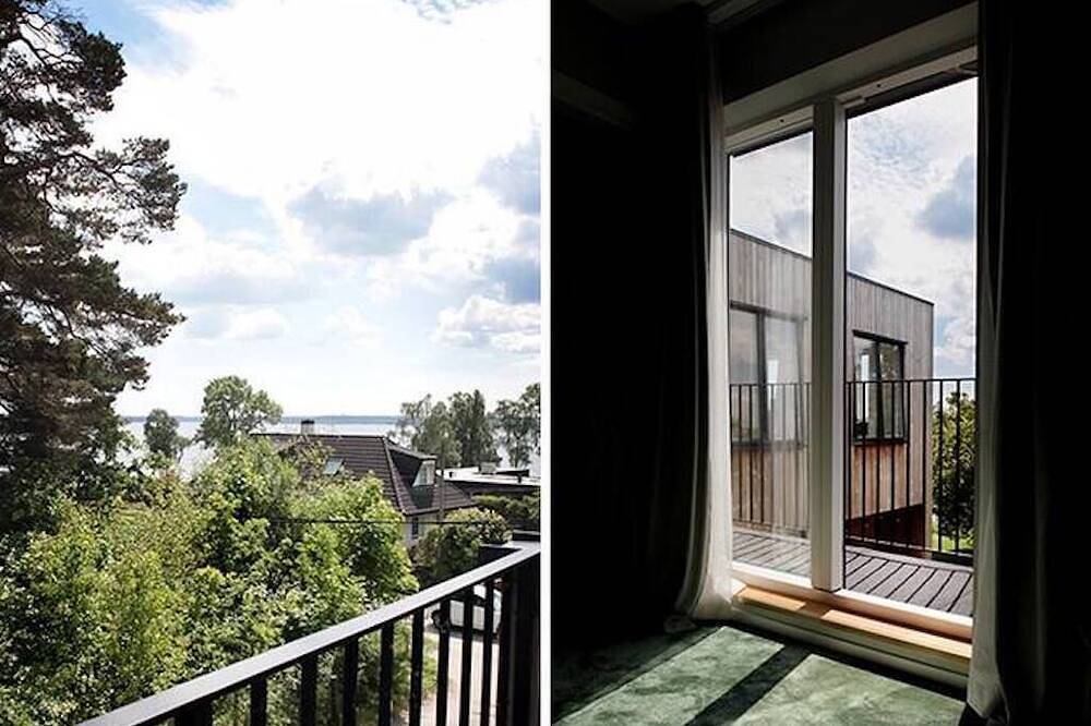 Modern villa with generous open spaces and fantastic lakeside location in Täby kommun, Schwedische Ostsee