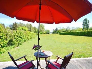 Ferienwohnung für 4 Personen, mit Terrasse und Seeblick, mit Haustier in Prien