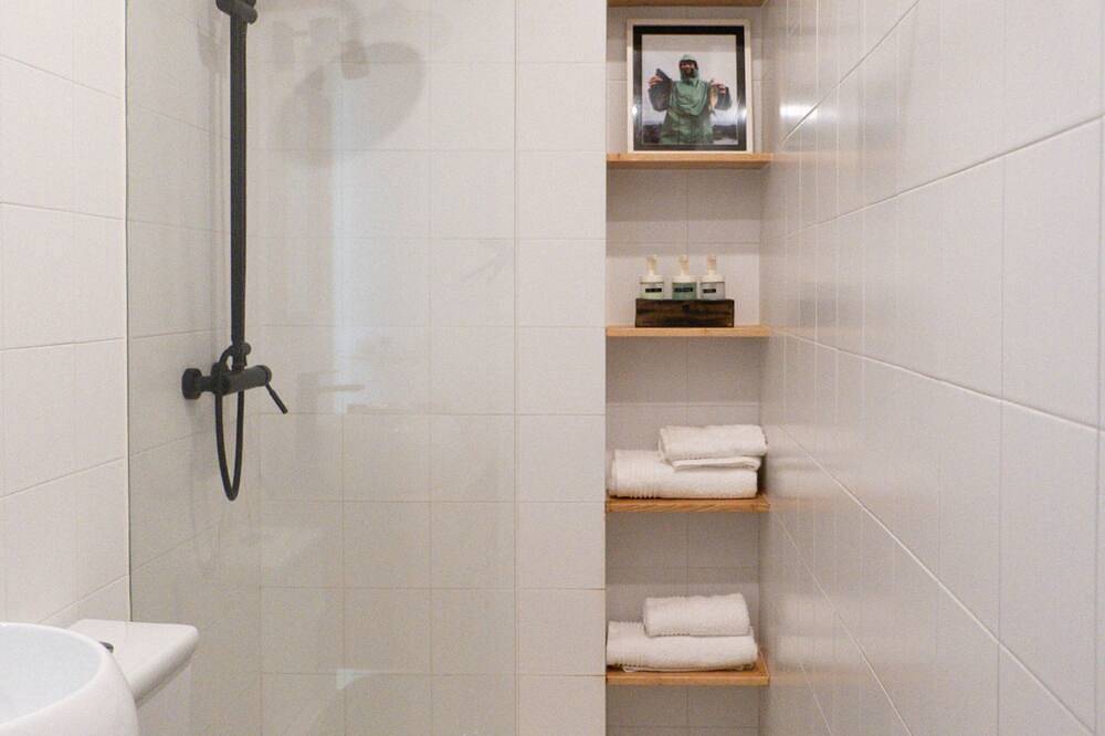 Entire apartment, Cosy Flat, Heart of the City in La Coruña, Galician Coast