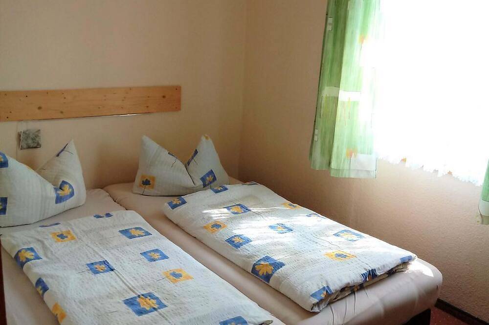 Ganze Wohnung, Weinberg-Bungalow 15, 2 Schlafräume - Ferienhäuser Weinberg Prossen in Porschdorf, Bad Schandau