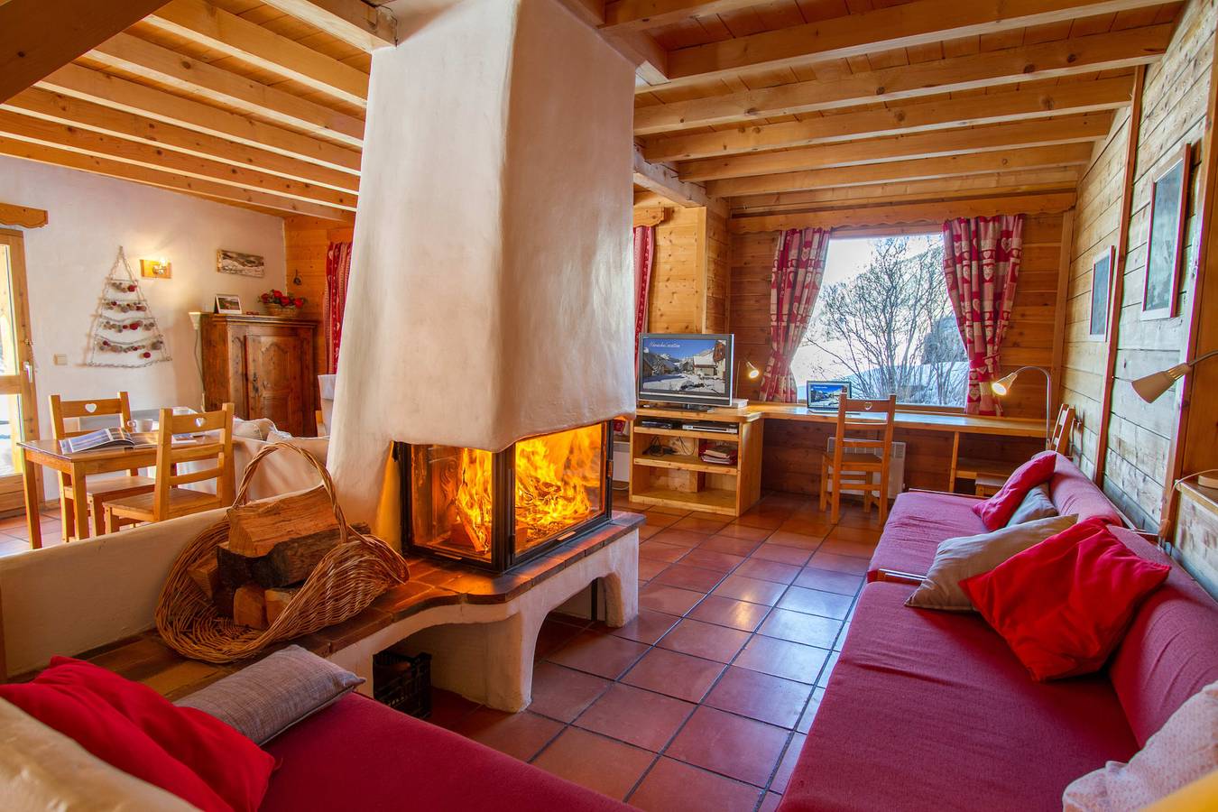 Chalet Le Troll  Hameau des Chazals Nevache Hautes Alpes in Névache, Région de Briançon
