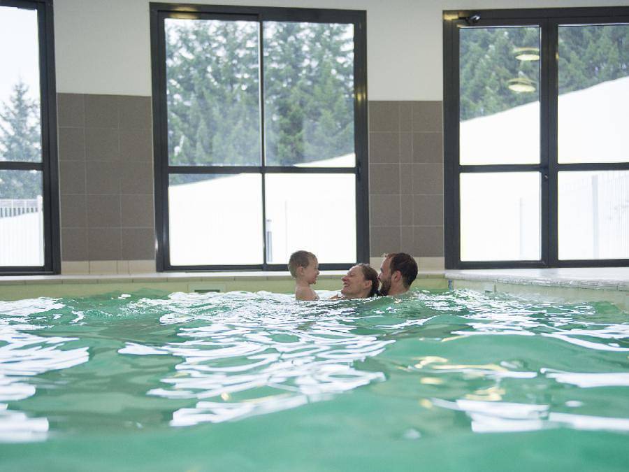 Camping pour 3 Personnes dans Bois-d'Amont, Parc naturel régional du Haut-Jura