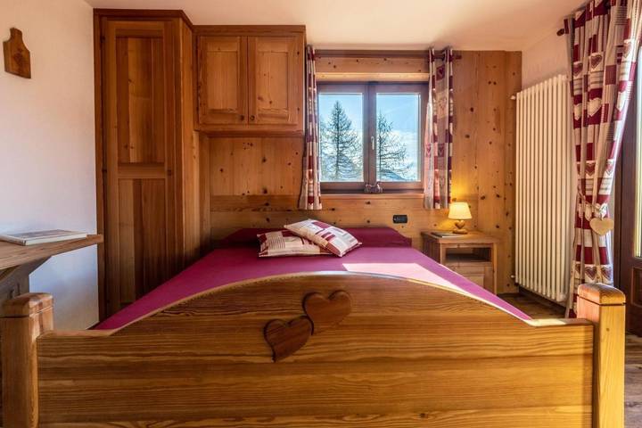 Maison d’hôte pour 2 personnes, avec Terrasse ainsi que Jardin et Vue à Commune de Brusson - 4