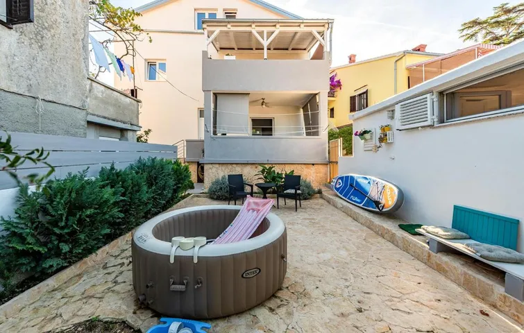 Appartement de vacances pour 6 personnes, avec jacuzzi - 1