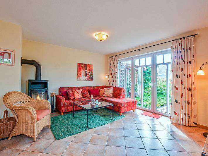 Ferienhaus für 7 Personen, mit Terrasse und Garten sowie Sauna in Zingst - 3