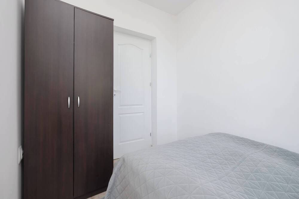 Entire apartment, Cozy Apartment for Friends | Great Location Close to the Metro in Żoliborz, Warsaw