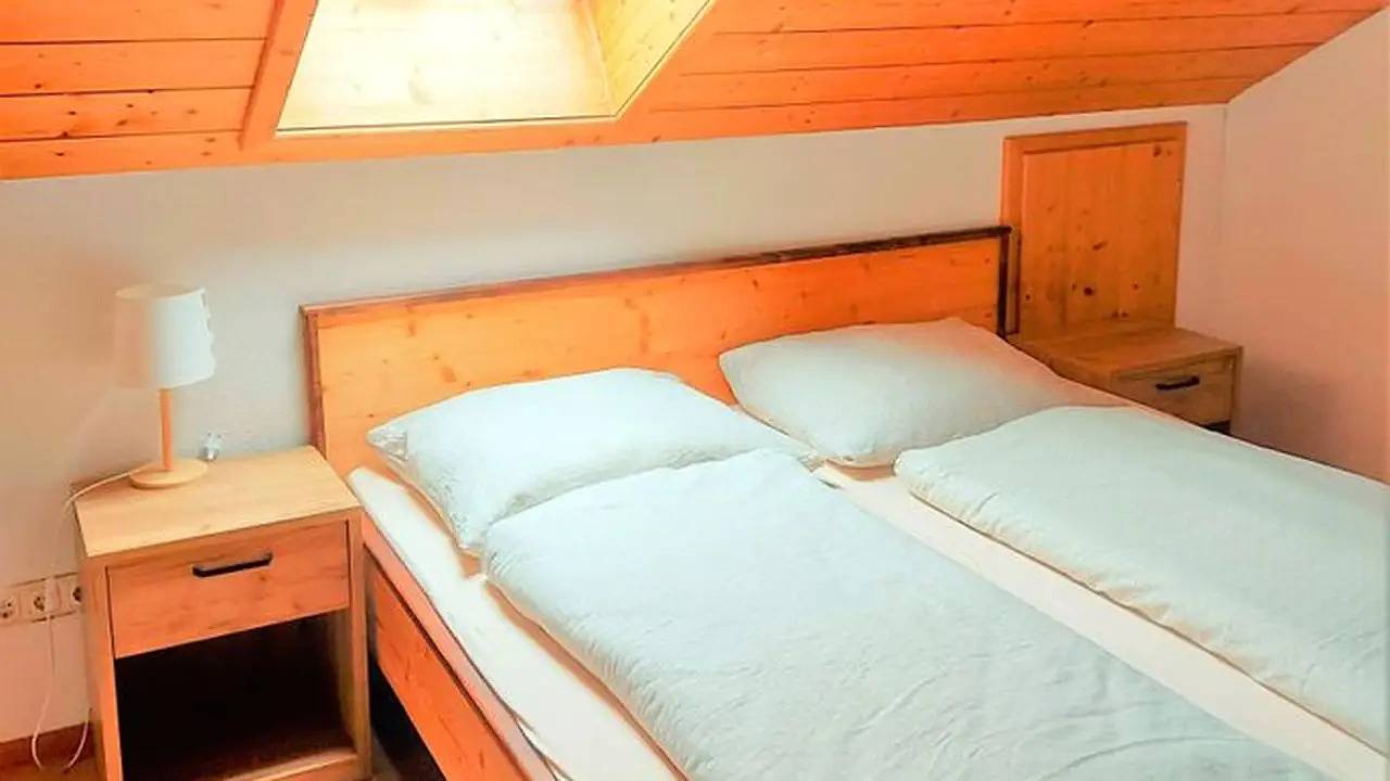 Ganze Ferienwohnung, Ferienwohnung für 6 Personen (211 m²) in Vils in Vils, Außerfern