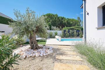 Cottage pour 6 personnes, avec jardin à Boujan-sur-Libron