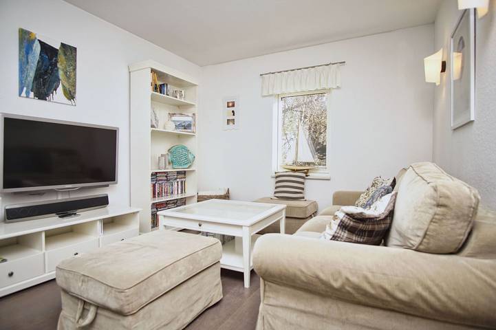 Ferienhaus für 6 Personen, mit Sauna und Garten in Wiek - 3