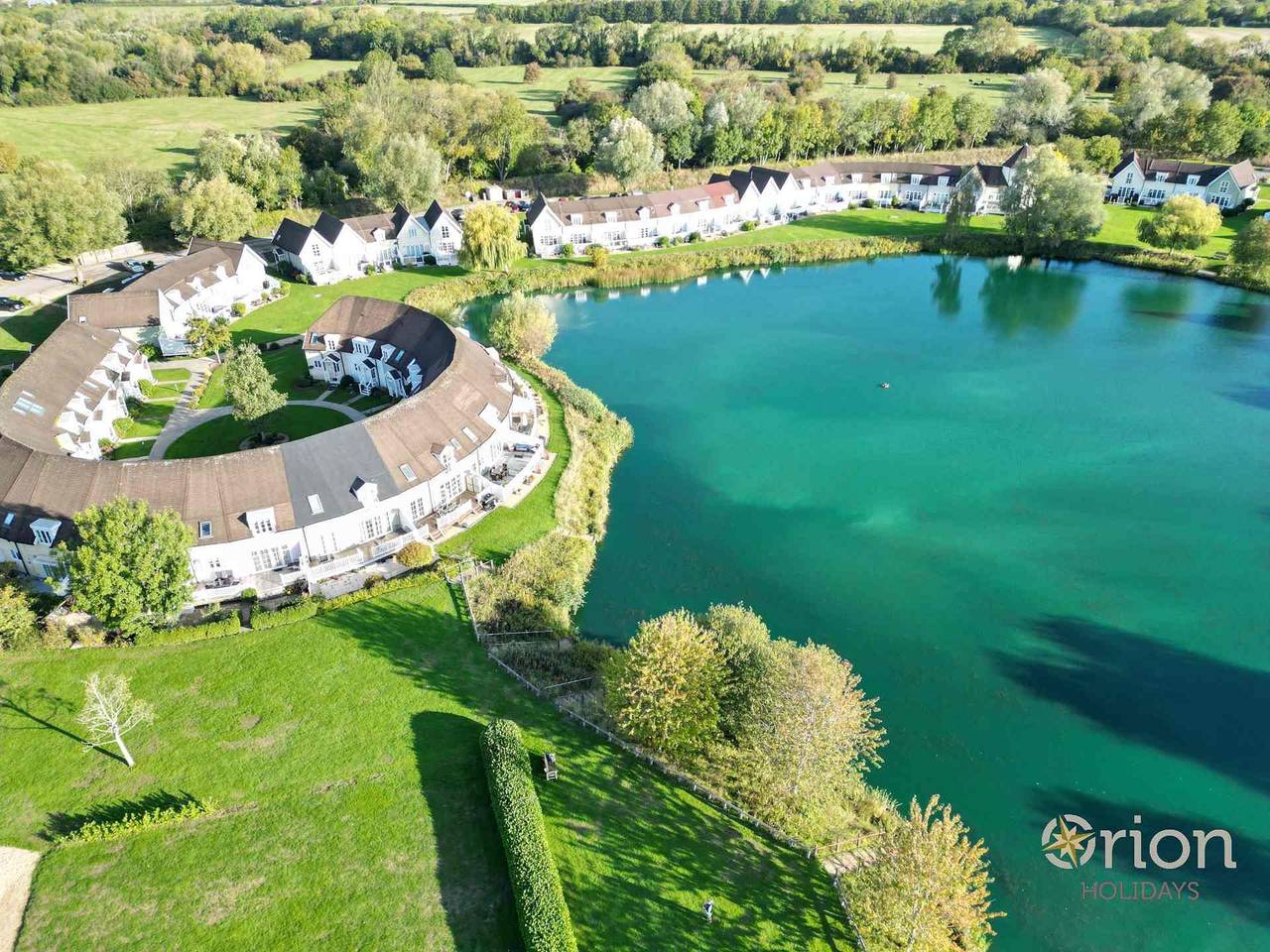 Isis Lakes 07, Carpe Diem in Gloucestershire