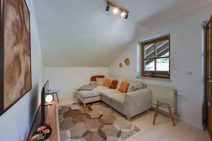 Ferienwohnung für 4 Personen, mit Ausblick und Garten in Tiefenbach (Oberstdorf)