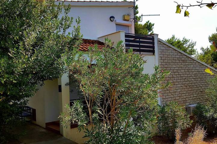 Villa pour 5 personnes, avec balcon et jardin, animaux acceptés à Mimice - 4