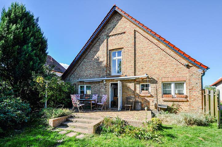 Ferienhaus für 8 Personen, mit Terrasse und Garten am Plauer See