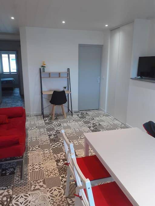 Appartement entier, One-Bedroom Apartment in Frasne, Jura Francais