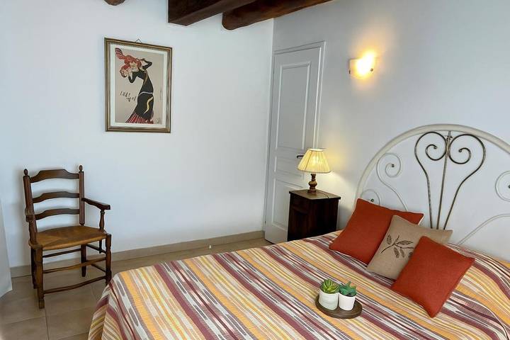 Gîte pour 7 personnes, avec terrasse, adapté aux familles à Le Soulié - 2