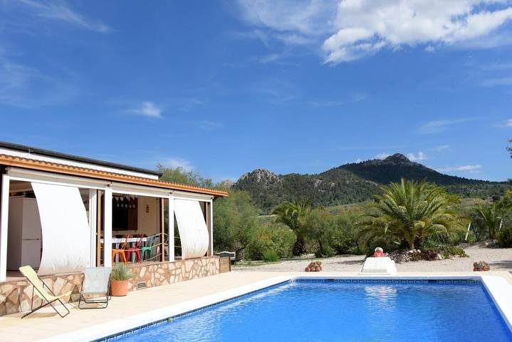 Gîte pour 2 personnes, avec jardin ainsi que vue et piscine à Villena - 4