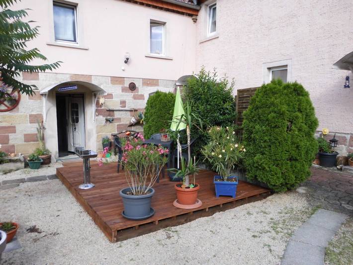 Ferienwohnung für 2 Personen, mit Terrasse und Garten in Laucha an der Unstrut